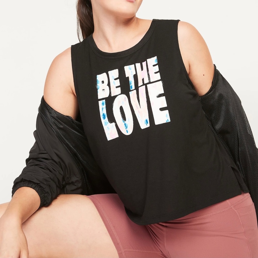 NWT Old Navy UltraLite All-Day Performance Crop Tank Top Be the Love